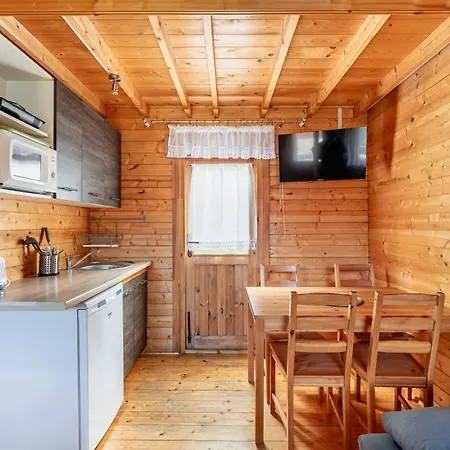 Domek letniskowy Rossa - Letniskowe